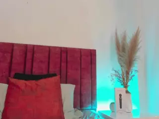 AlessaRoma's Live Sex Cam Show