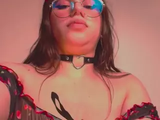 AlessaRoma's Live Sex Cam Show