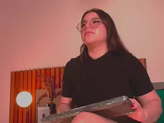 AlessaRoma's Live Sex Cam Show