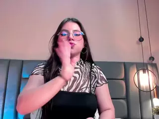 AlessaRoma's Live Sex Cam Show