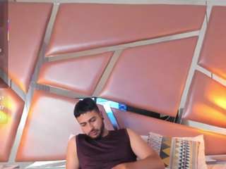 burning-temptati... Live Webcam on {site_name}