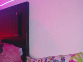 cata-robets's CamSoda show and profile