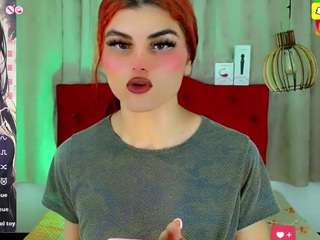 chloe-hot-xxx Live Webcam on CamSoda