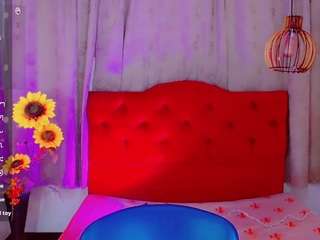 chloe-hot-xxx webcam