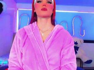 chloe-hot-xxx webcam model