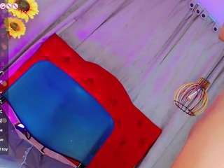 chloe-hot-xxx webcam