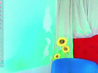 chloe-hot-xxx Live Webcam on CamSoda