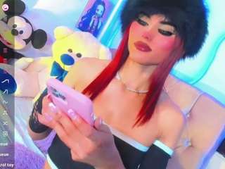 chloe-hot-xxx Live Webcam on CamSoda