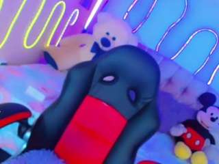 chloe-hot-xxx webcam