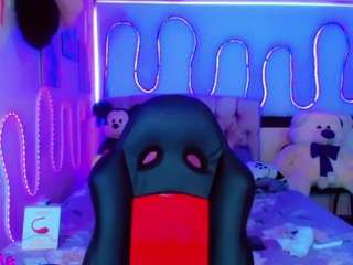 chloe-hot-xxx webcam