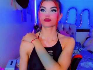 chloe-hot-xxx webcam