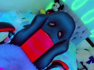 chloe-hot-xxx webcam