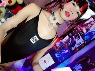 Jadee-Williamss's Live Sex Cam Show