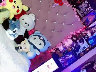 Jadee-Williamss's Live Sex Cam Show