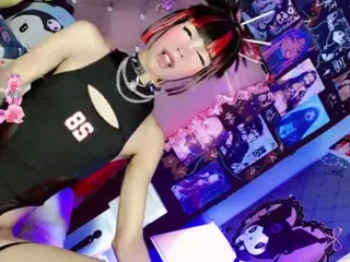 Jadee-Williamss's Live Sex Cam Show