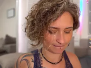 Maya-Rouse's Live Sex Cam Show