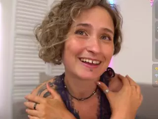 Maya-Rouse's Live Sex Cam Show