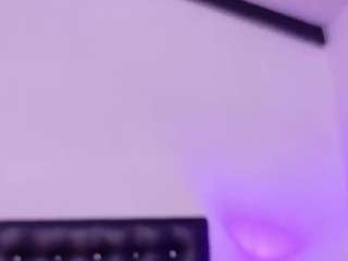 nympho-bff live cam profile