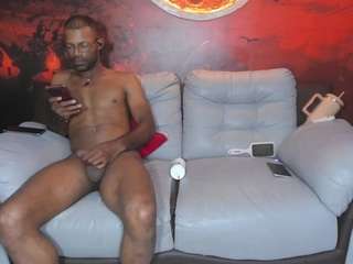 perla-love Live Webcam on CamSoda