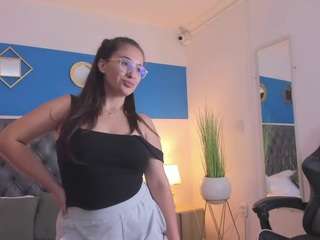 sophia-martinezz webcam model