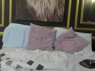  sophia-martinezz chat room