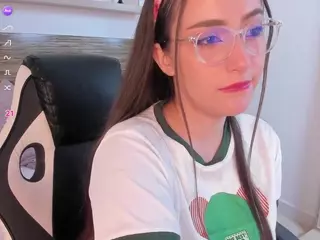 sophia-martinezz's Live Sex Cam Show