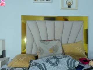 vahiolet-fuentes1 Live Webcam on CamSoda