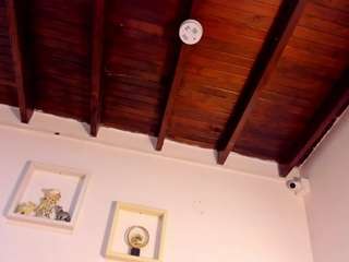 vahiolet-fuentes1 webcam model