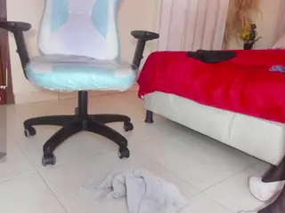 zully-jones's Live Sex Cam Show
