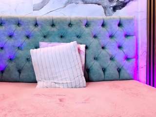 anamariarios's live room