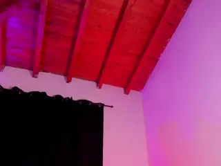 AnnyArango's Live Sex Cam Show
