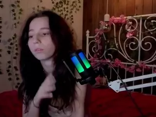 LucettaBiers's Live Sex Cam Show