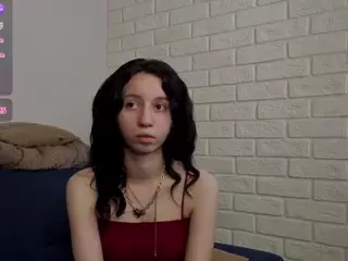 LucettaBiers's Live Sex Cam Show