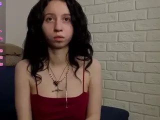 LucettaBiers's Live Sex Cam Show