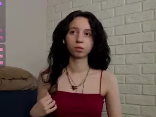 LucettaBiers's Live Sex Cam Show