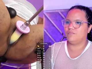 mhia-rey's CamSoda show and profile