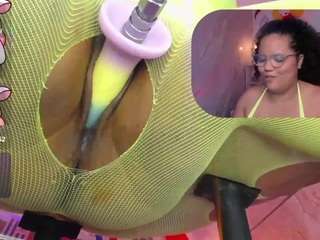 mhia-rey Live Webcam on CamSoda