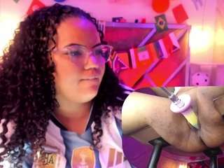 mhia-rey Sex Cam Show