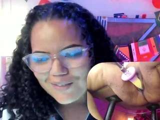 mhia-rey Sex Cam Show