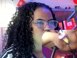 mhia-rey Sex Cam Show