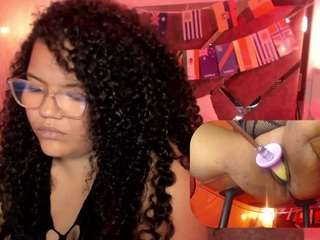 mhia-rey Sex Cam Show