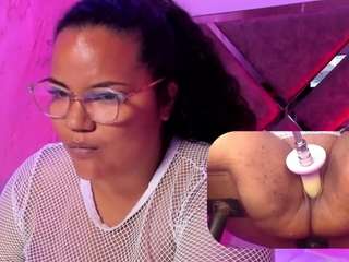 Mhia-Rey live webcam show