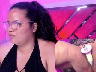 mhia-rey live cam