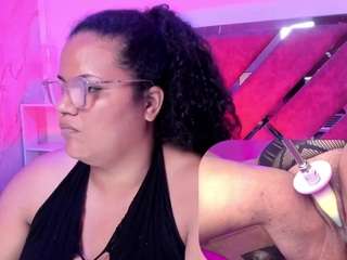 mhia-rey live cam
