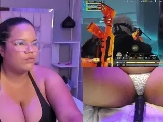 Mhia-Rey's Live Sex Cam Show