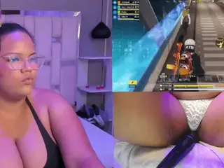 Mhia-Rey's Live Sex Cam Show