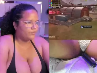Mhia-Rey's Live Sex Cam Show