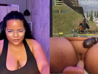 Mhia-Rey's Live Sex Cam Show