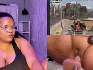 Mhia-Rey's Live Sex Cam Show
