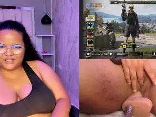 Mhia-Rey's Live Sex Cam Show
